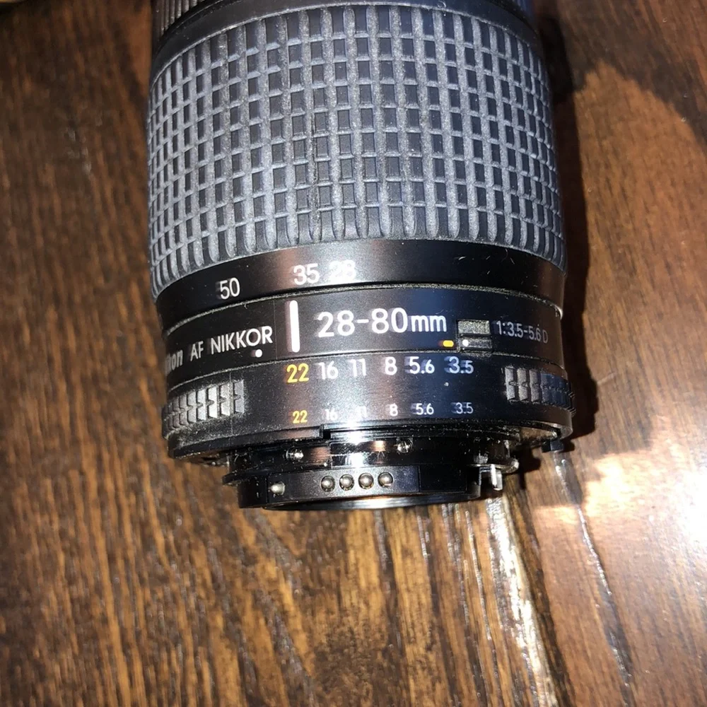 Nikon 28-80 mm camera lens